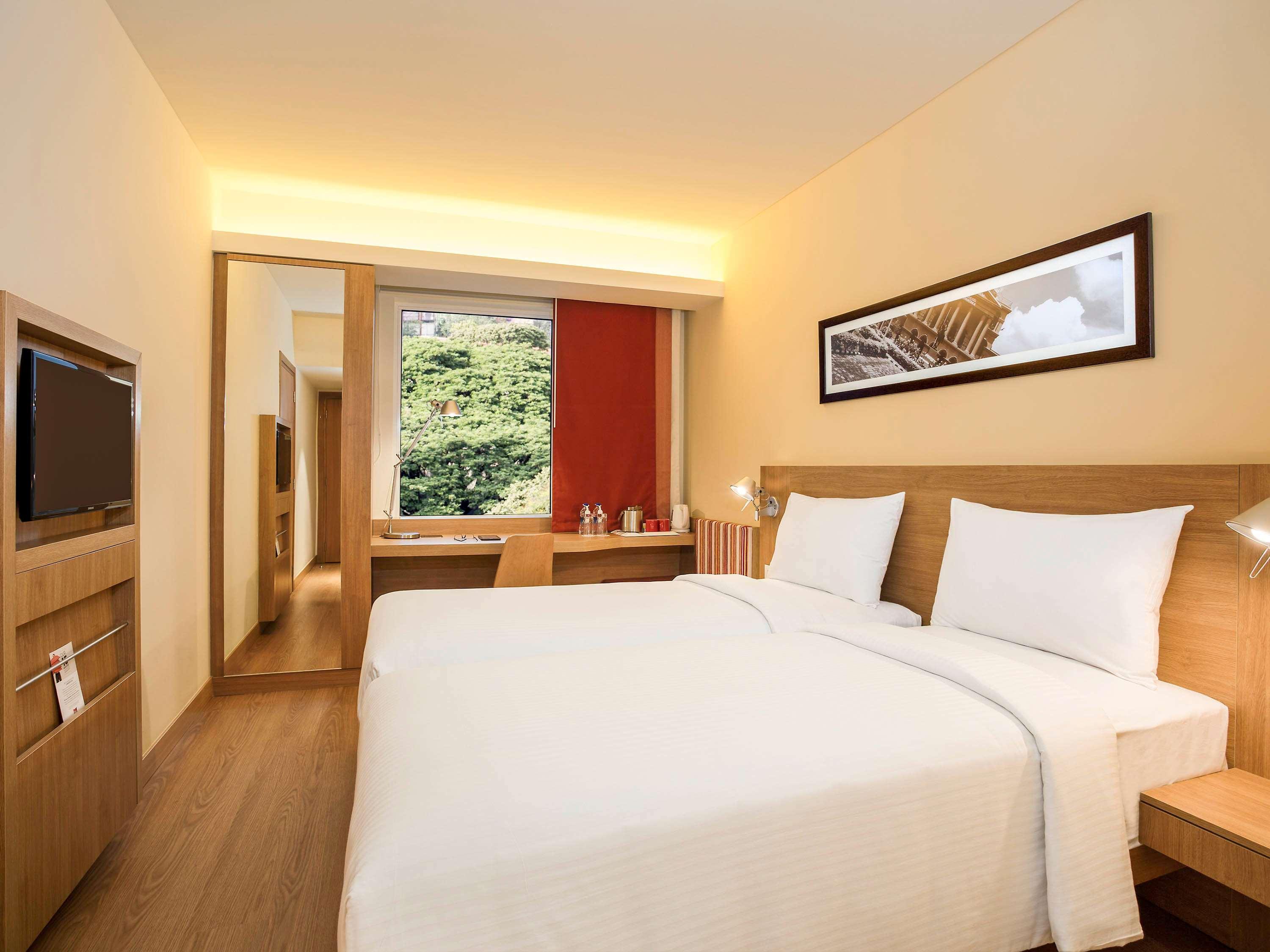 Ibis Kochi City Centre - An Accor Brand Exterior photo